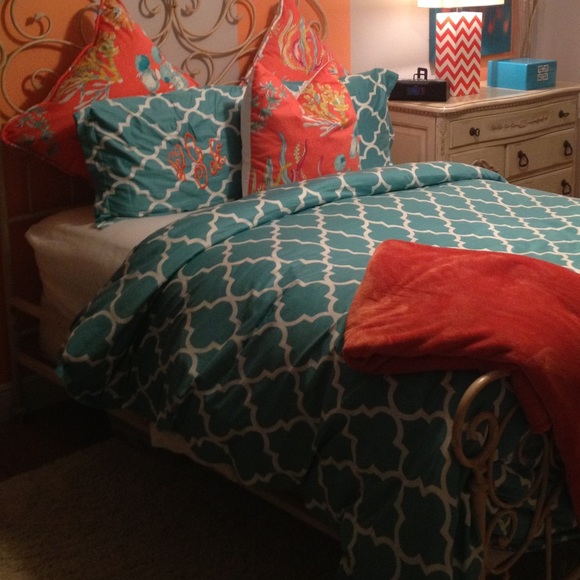 Z Gallerie Bedding Z Gallerie Bedding Set With Custom Euro Pillows Poshmark